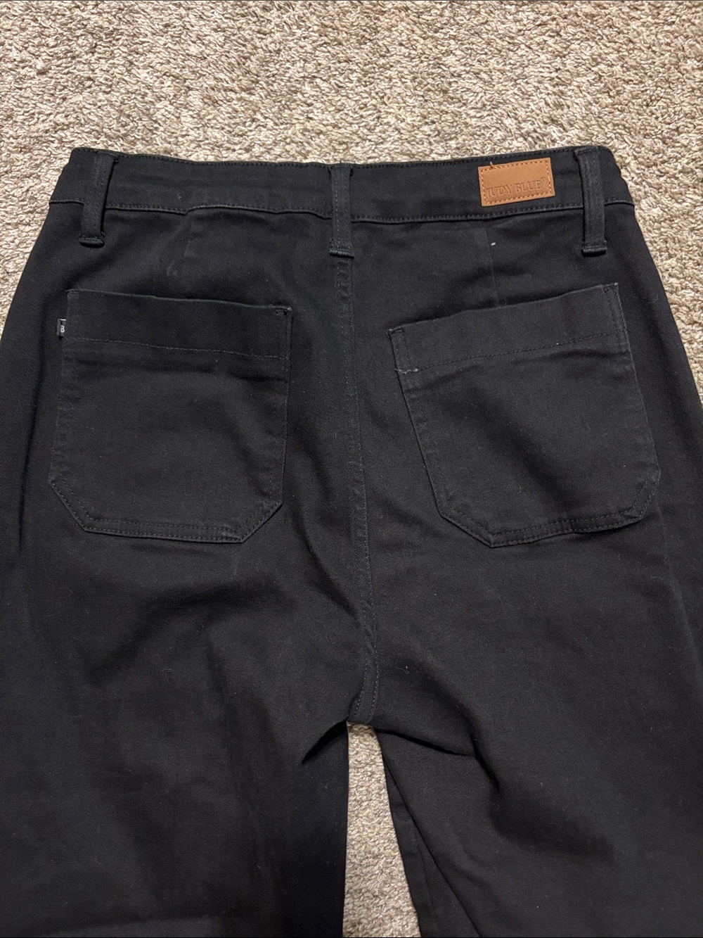Judy Blue Women’s Jet Black Jogger Jeans 9/29 - Picture 9 of 10